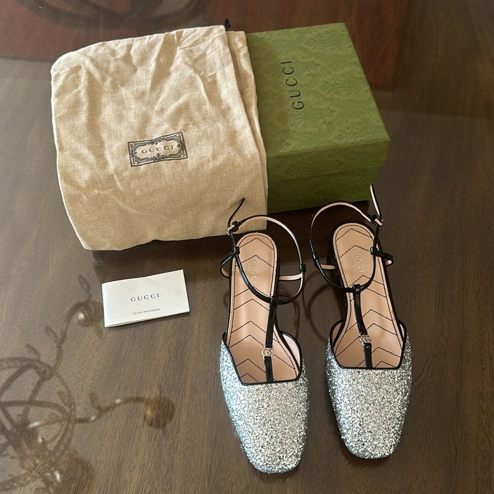 NWT Gucci Glitter T Strap Ballet Flats 38/ US 8